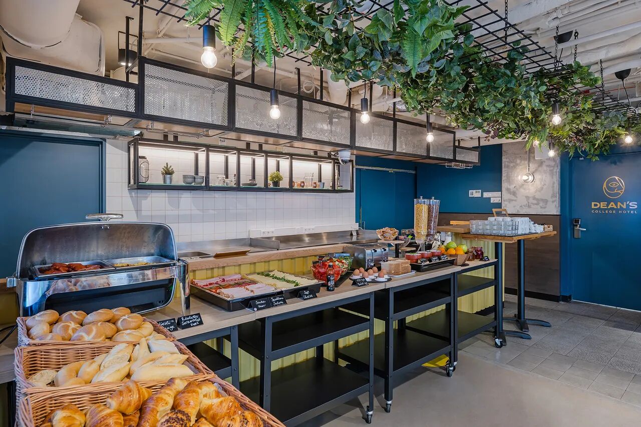 hotel-breakfast-deans.jpg